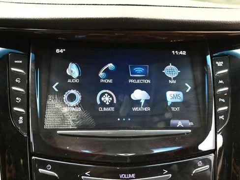 Used 2019 Cadillac Escalade Luxury AWD/4WD image 36