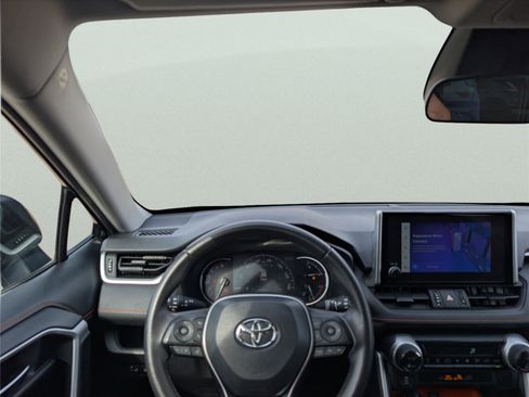 Used 2024 Toyota RAV4 Adventure image 29
