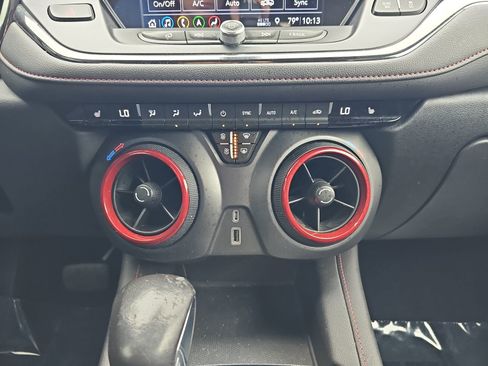 Used 2019 Chevrolet Blazer RS w/ LPO, Floor Liner Package FWD image 21