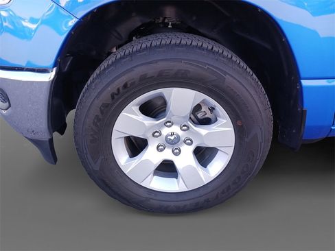 Used 2023 RAM 1500 Big Horn image 15