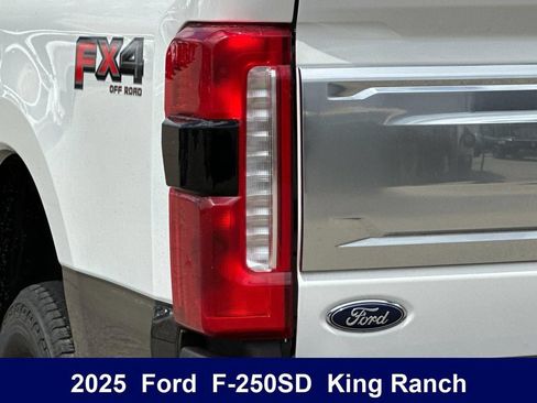 Used 2025 Ford F250 King Ranch AWD/4WD image 40