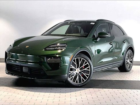 Used 2025 Porsche Macan 4S Electric image 1