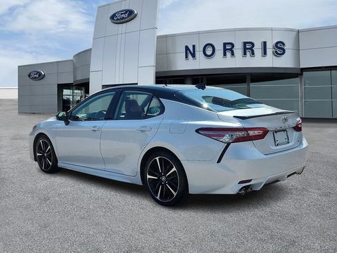 Used 2019 Toyota Camry XSE FWD image 3