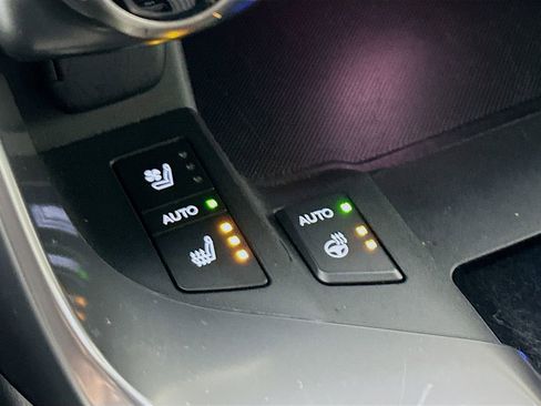 Used 2024 Lexus LX 600 F Sport image 27