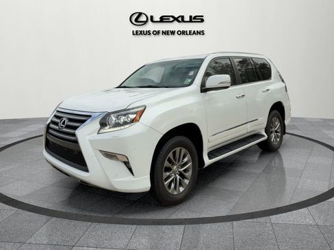 Used 2018 Lexus GX 460 Luxury image 3