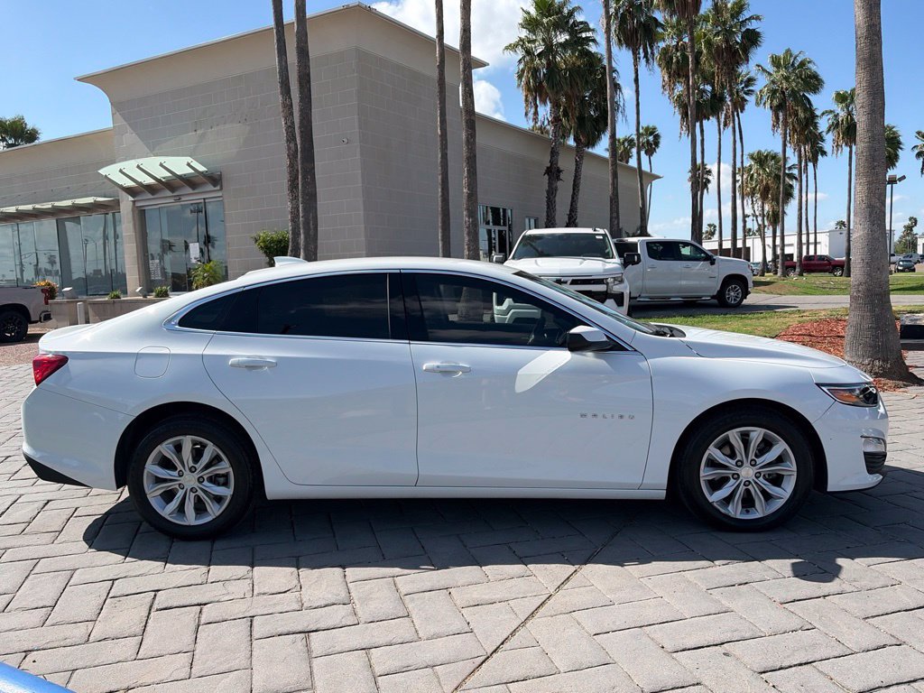 Used 2024 Chevrolet Malibu LT FWD image 3