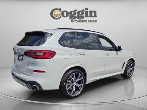 Used 2021 BMW X5 xDrive40i w/ M Sport Package image 6