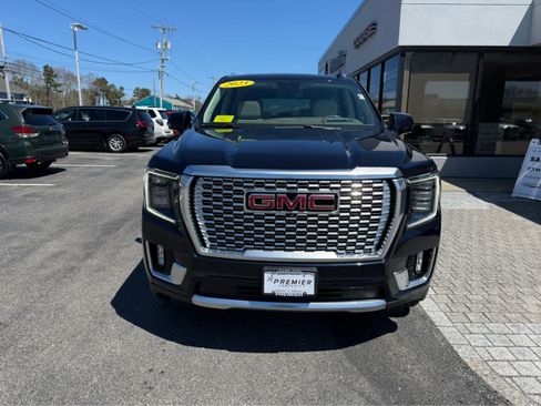 Used 2023 GMC Yukon Denali AWD/4WD image 2