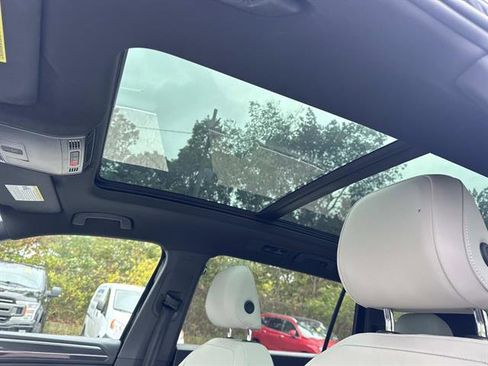 Used 2020 Volkswagen Tiguan SEL Premium R-Line image 12