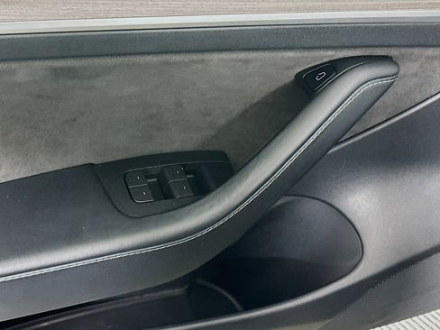 Used 2022 Tesla Model 3 Long Range image 15