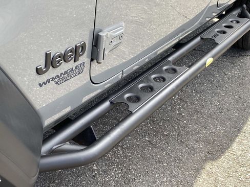 Used 2021 Jeep Wrangler Unlimited Sport AWD/4WD image 10