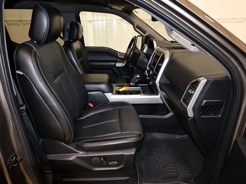 Certified 2018 Ford F150 Lariat image 21