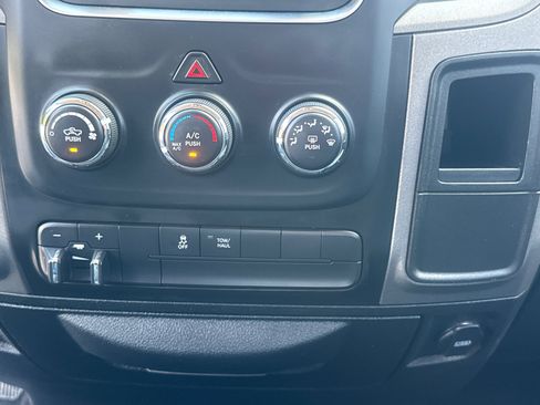 Used 2018 RAM 1500 Express w/ Wheel & Sound Group AWD/4WD image 13