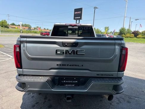 Used 2024 GMC Sierra 2500 Denali w/ Denali Reserve Package AWD/4WD image 4