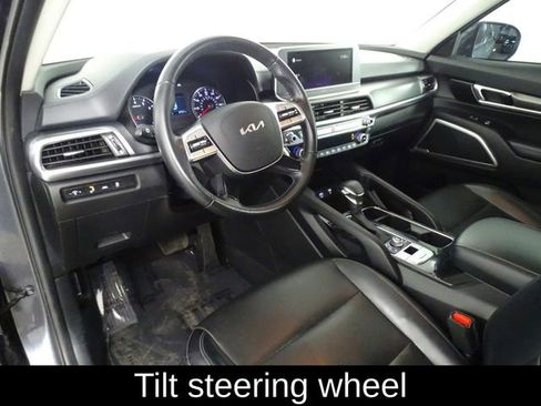Used 2022 Kia Telluride LX image 24