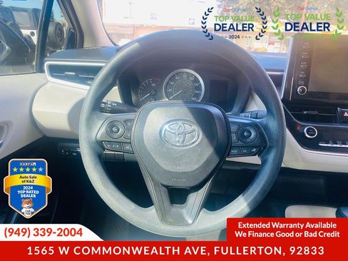 Used 2020 Toyota Corolla LE w/ Carpet Mat Package (TMS) image 29