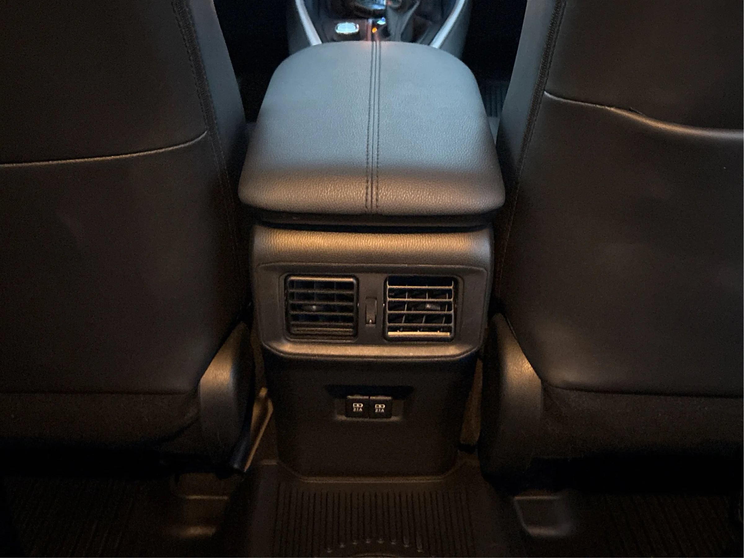 Used 2019 Toyota RAV4 XSE AWD/4WD image 41