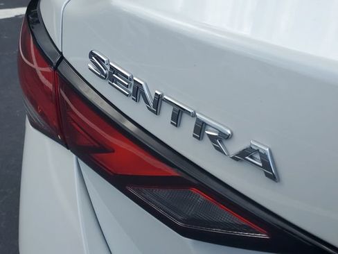 Used 2025 Nissan Sentra SV w/ All-Weather Package FWD image 6