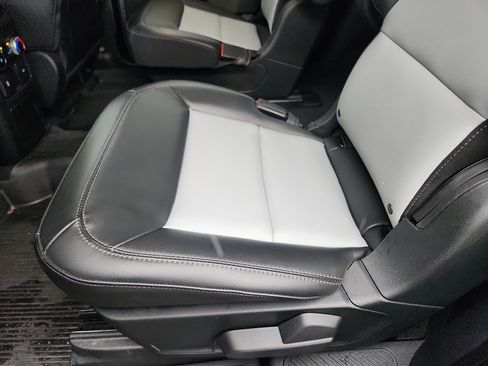 Certified 2023 Ford Explorer XLT w/ Equipment Group 202A image 26