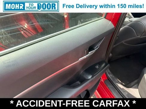 Used 2020 Toyota Camry SE w/ Convenience Package FWD image 36