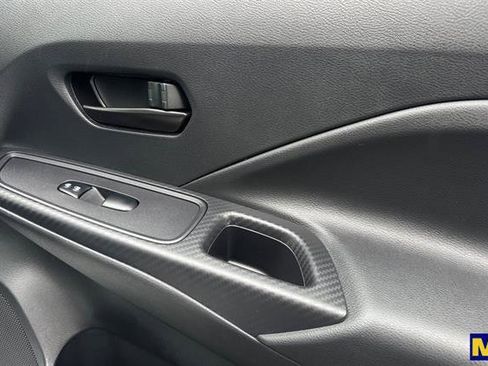 Used 2024 Nissan Versa S w/ S Plus Package image 18