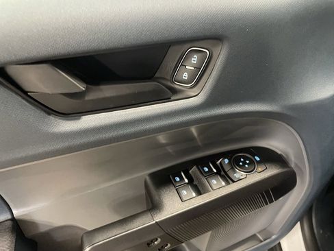 Used 2024 Ford Maverick XL image 12