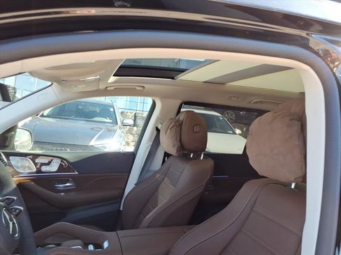 New 2026 Mercedes-Benz GLS 450 4MATIC image 11