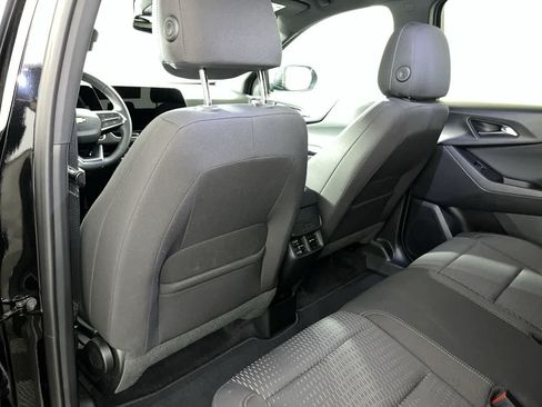 Used 2026 Chevrolet Equinox LT AWD/4WD image 25