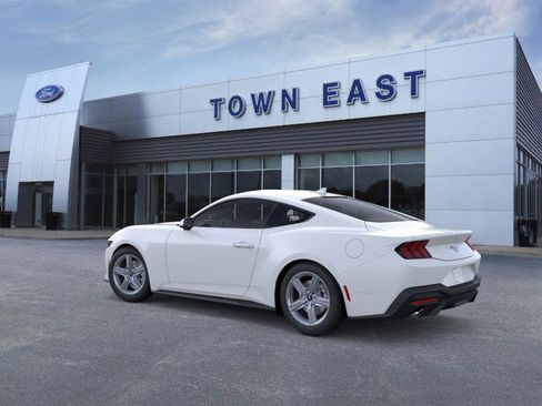 New 2026 Ford Mustang Coupe image 4