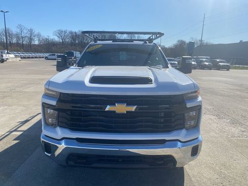 Used 2025 Chevrolet Silverado 2500 W/T w/ WT Convenience Package image 5