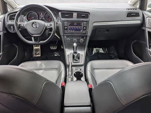 Used 2019 Volkswagen Golf Alltrack S AWD/4WD image 17