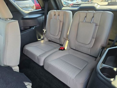 Used 2018 Ford Explorer 4WD image 14
