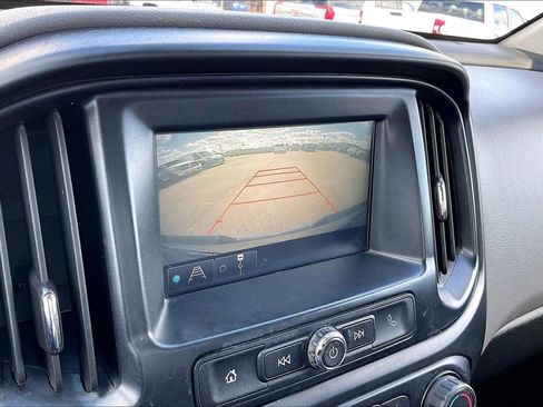 Used 2018 Chevrolet Colorado W/T w/ WT Convenience Package image 11