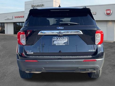 Used 2022 Ford Explorer XLT AWD/4WD image 6