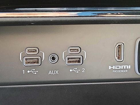 Used 2022 Jeep Grand Cherokee Limited 4xe image 24