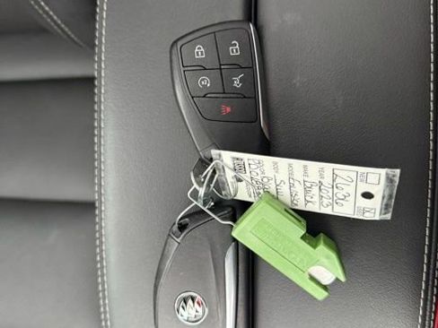 Used 2023 Buick Envision Essence w/ Sport Touring Package image 33