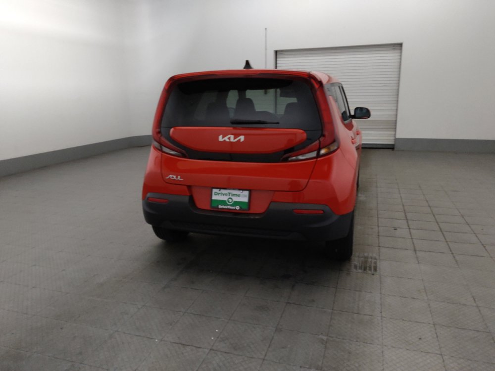 Used 2022 Kia Soul LX w/ Technology Package FWD image 7