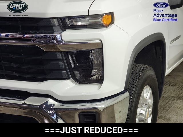 Used 2024 Chevrolet Silverado 2500 LT w/ Snow Plow Prep/Camper Package AWD/4WD image 10