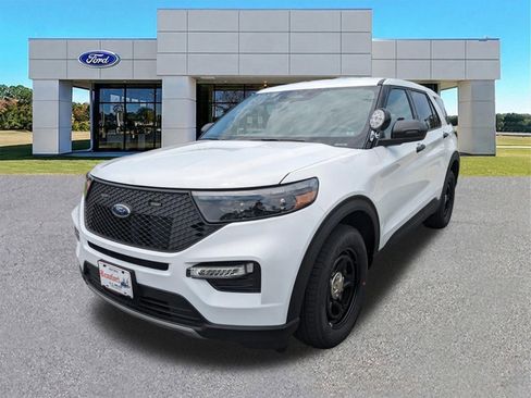 New 2025 Ford Explorer 4WD Police Interceptor w/ Ready For The Road Package image 8
