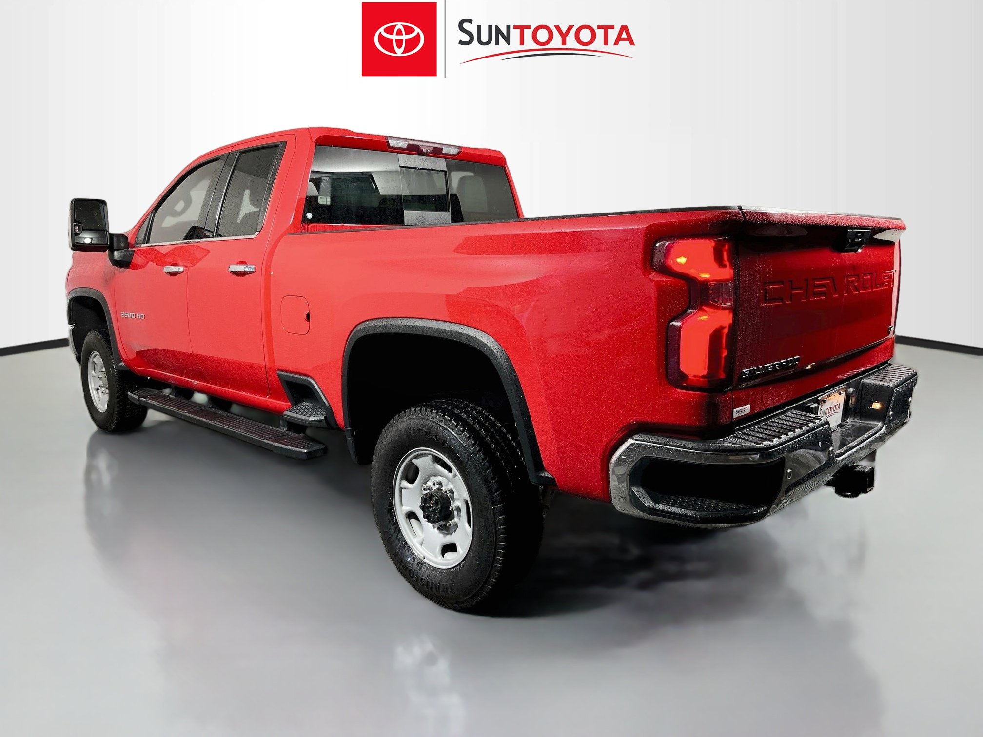 Used 2023 Chevrolet Silverado 2500 LTZ AWD/4WD image 5