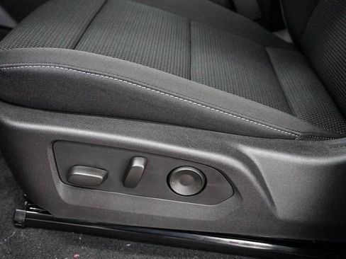 New 2026 Chevrolet Colorado LT image 11