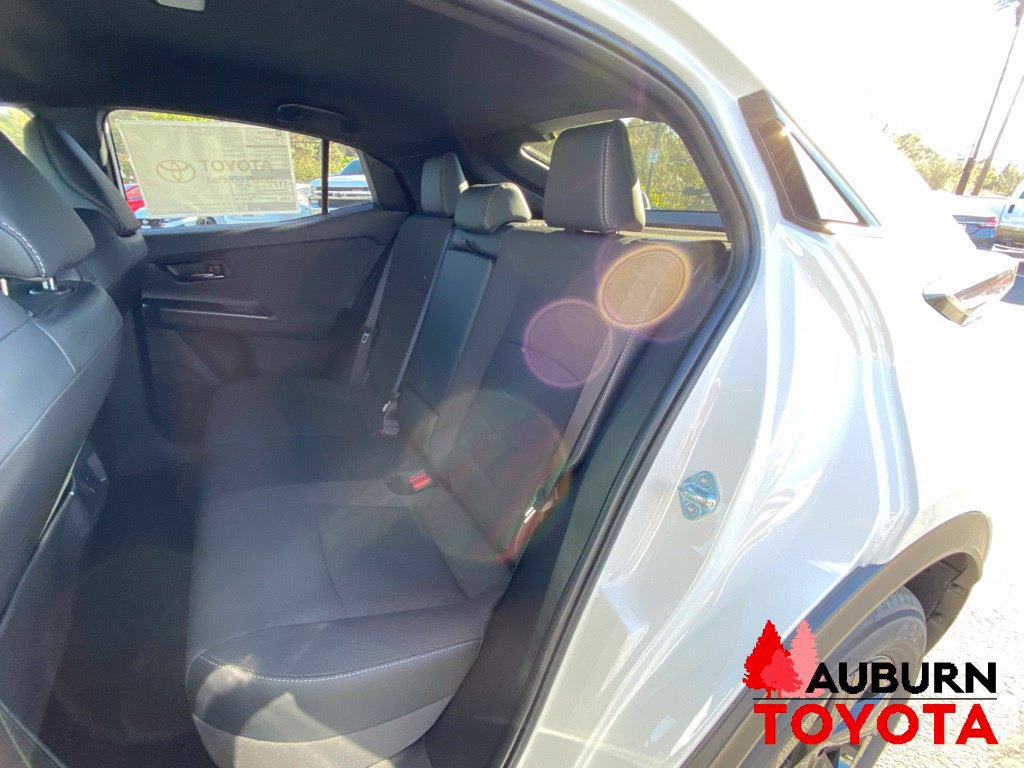 New 2026 Toyota C-HR AWD/4WD image 22