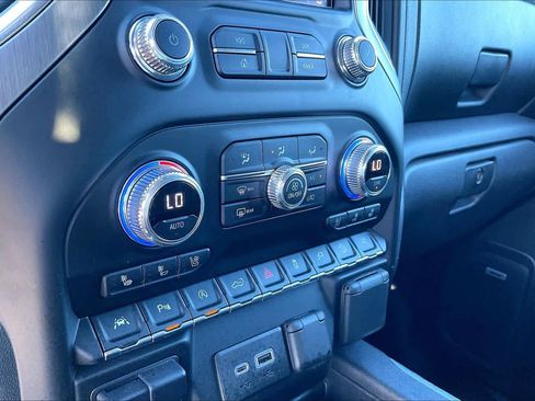Used 2020 GMC Sierra 1500 Denali w/ Denali Ultimate Package image 35