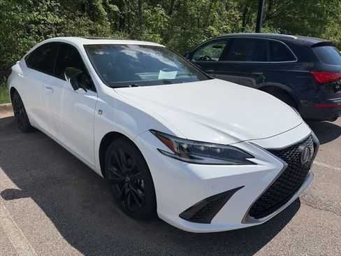 Used 2022 Lexus ES 350 F Sport w/ Accessory Package 2 FWD image 3