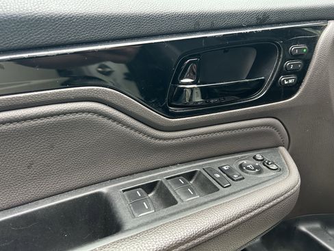 Used 2019 Honda Odyssey Elite image 5