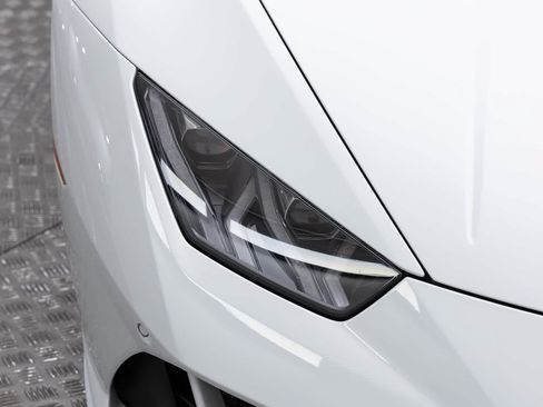 Used 2020 Lamborghini Huracan EVO AWD/4WD image 49