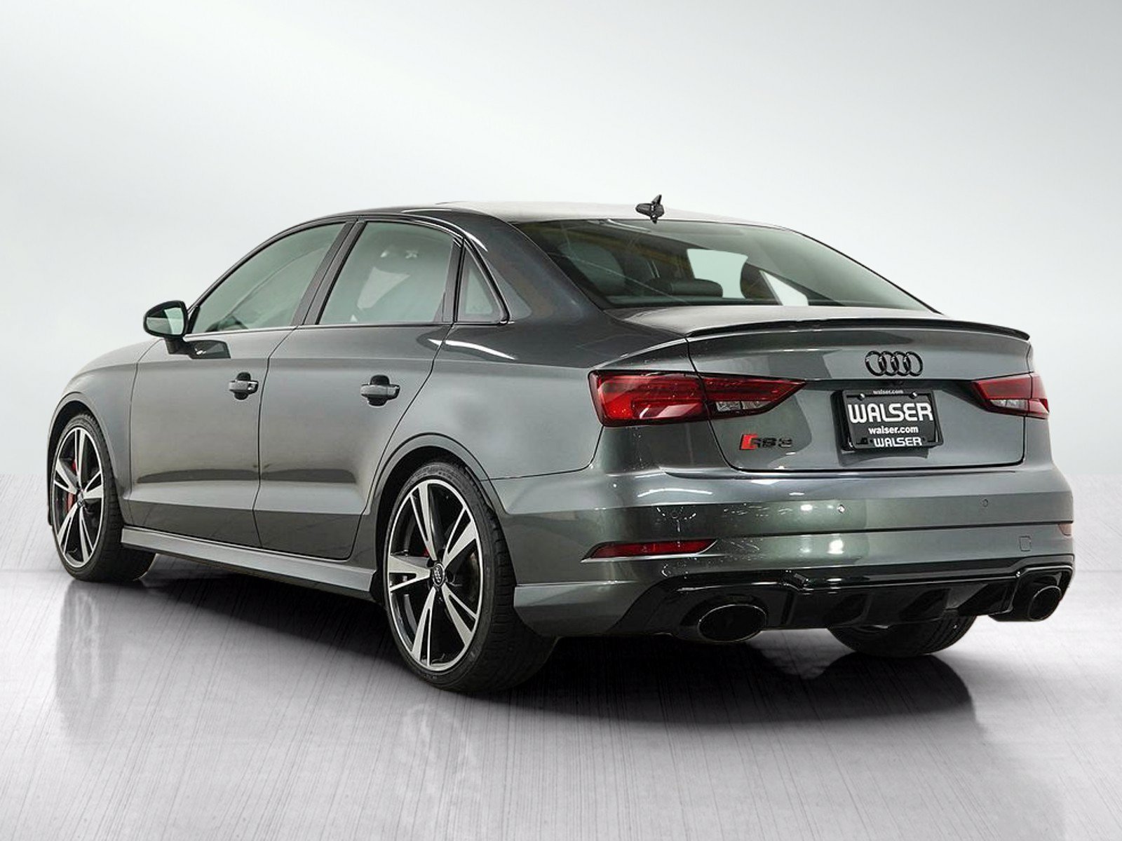 Used 2018 Audi RS 3 AWD/4WD image 3