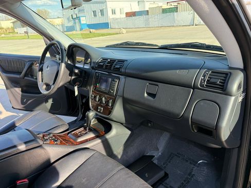 Used 2001 Mercedes-Benz ML 320 4MATIC image 28