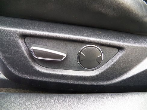 Used 2018 Ford Mustang Premium w/ Equipment Group 201A image 21