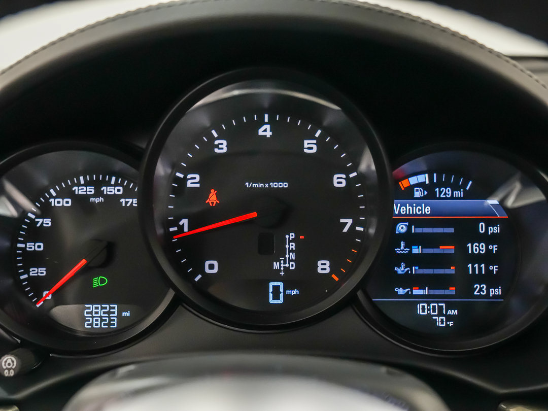Certified 2025 Porsche 718 Cayman RWD image 23